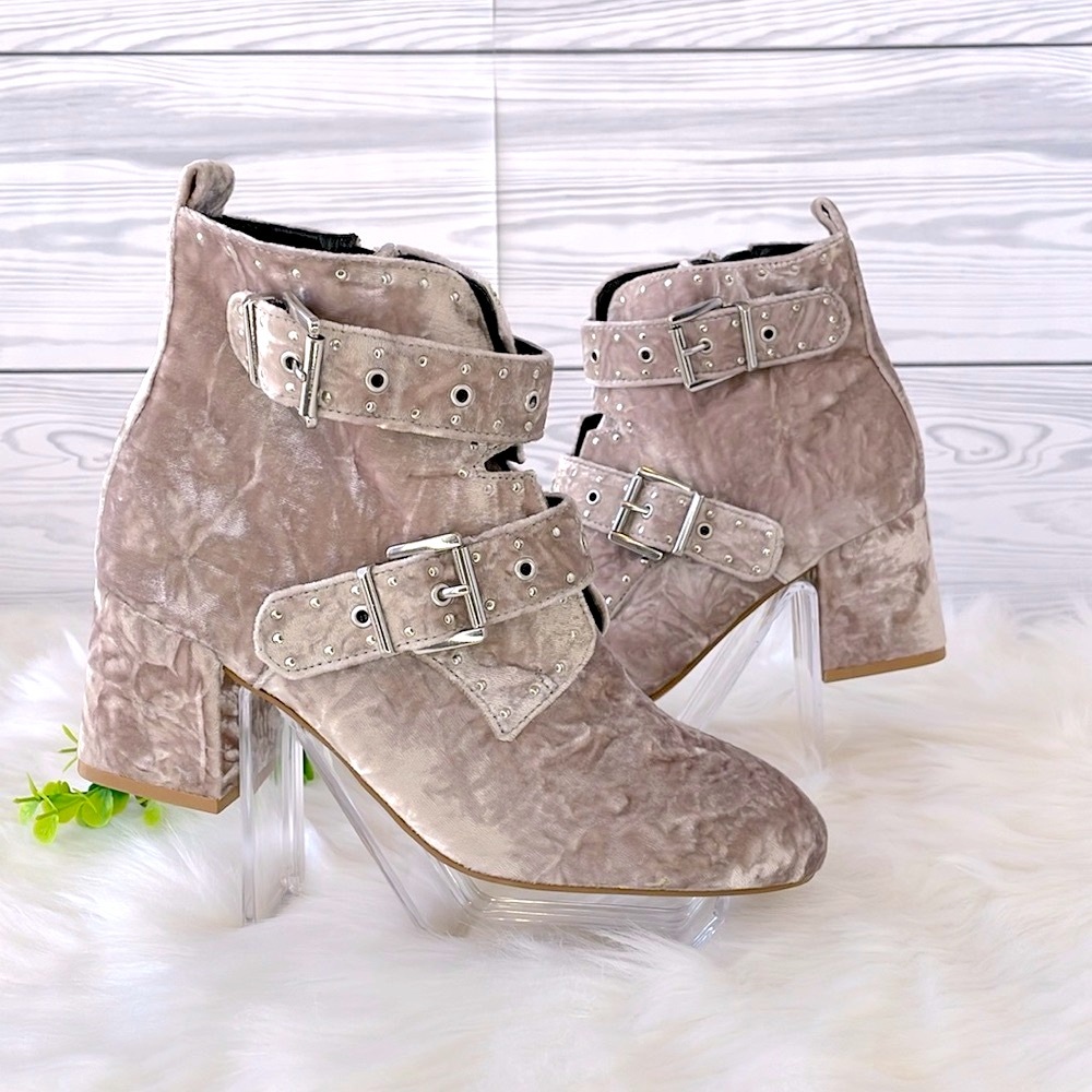 Rebecca Minkoff “Logan”‎ Velvet Booties
